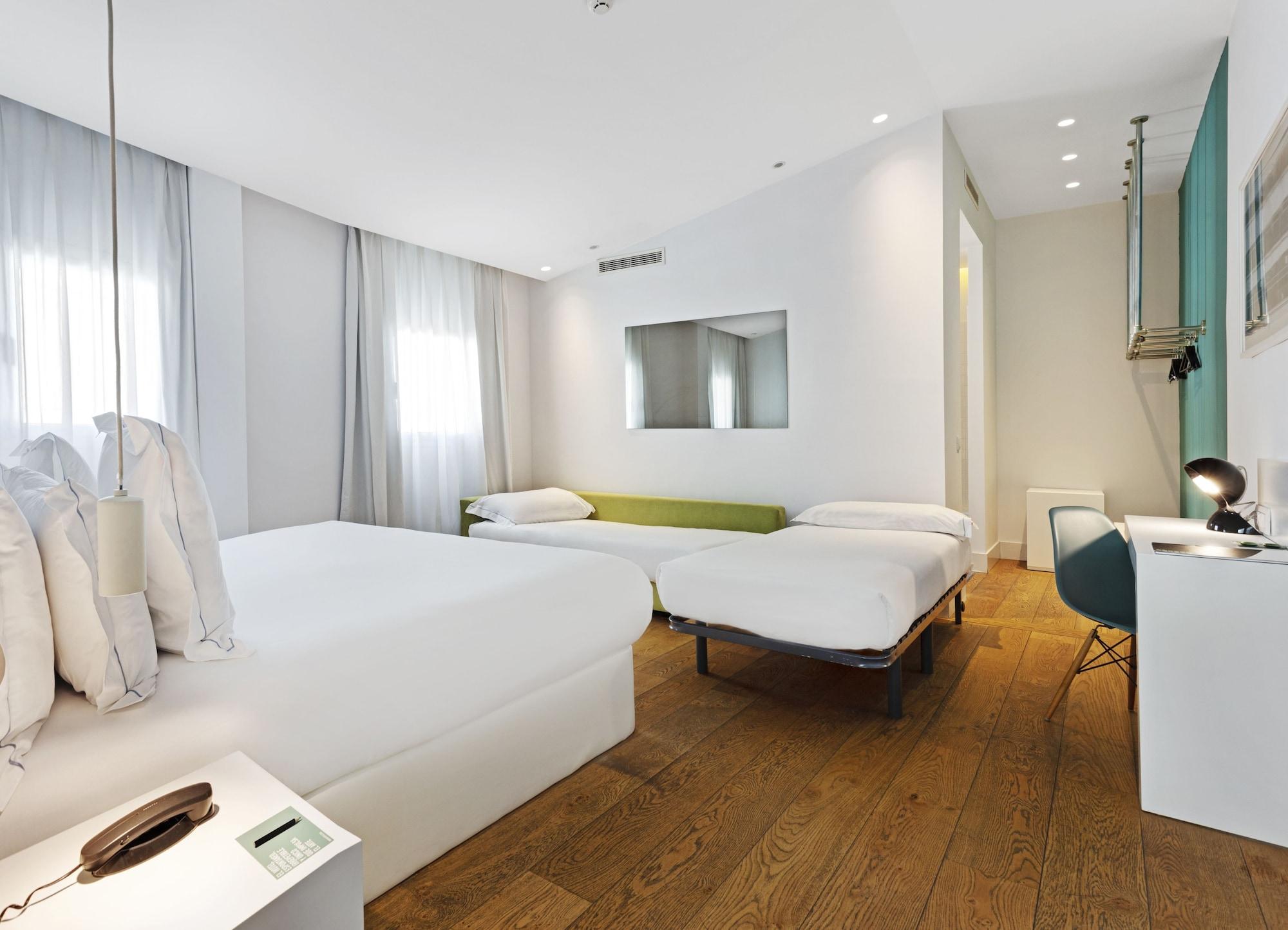One Shot Prado Hotel Madrid Exterior photo